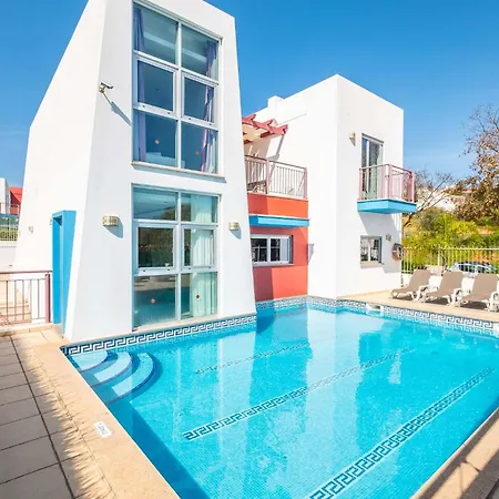 Semesterbostad Adaro - Large Luxury Close To Marina *