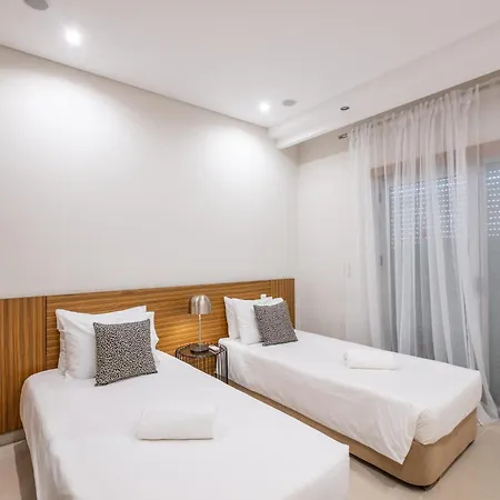 Semesterbostad Adaro - Large Luxury Close To Marina Albufeira