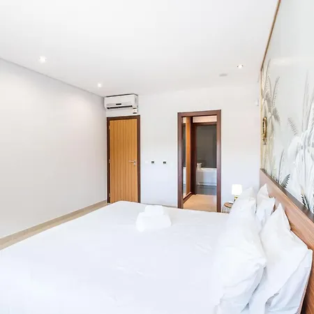 Semesterbostad Adaro - Large Luxury Close To Marina Albufeira