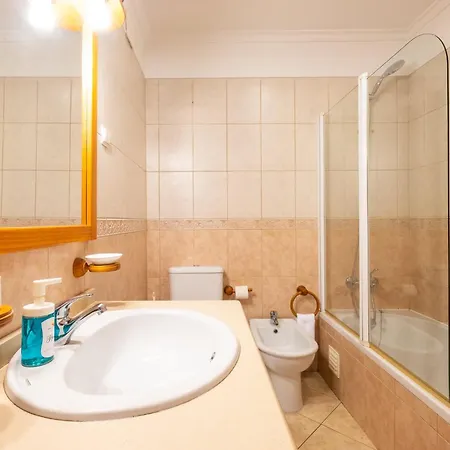 Adaro - Large Luxury Close To Marina Албуфейра