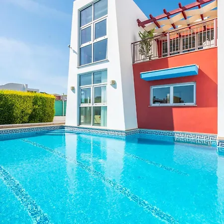 Σπίτι διακοπών Adaro - Large Luxury Close To Marina Αλμπουφέιρα