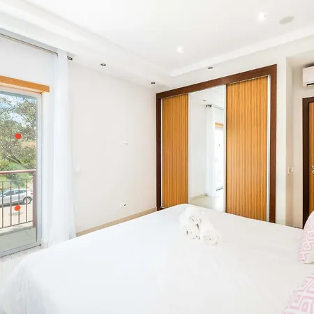 Adaro - Large Luxury Close To Marina * Αλμπουφέιρα