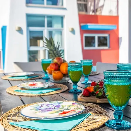 Adaro - Large Luxury Close To Marina Dom wakacyjny